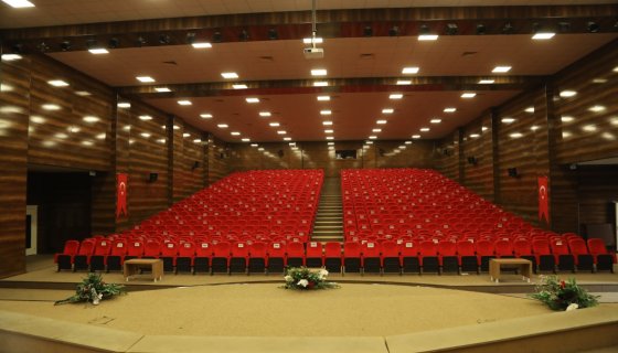 Derslik, Toplantı ve Konferans Salonu